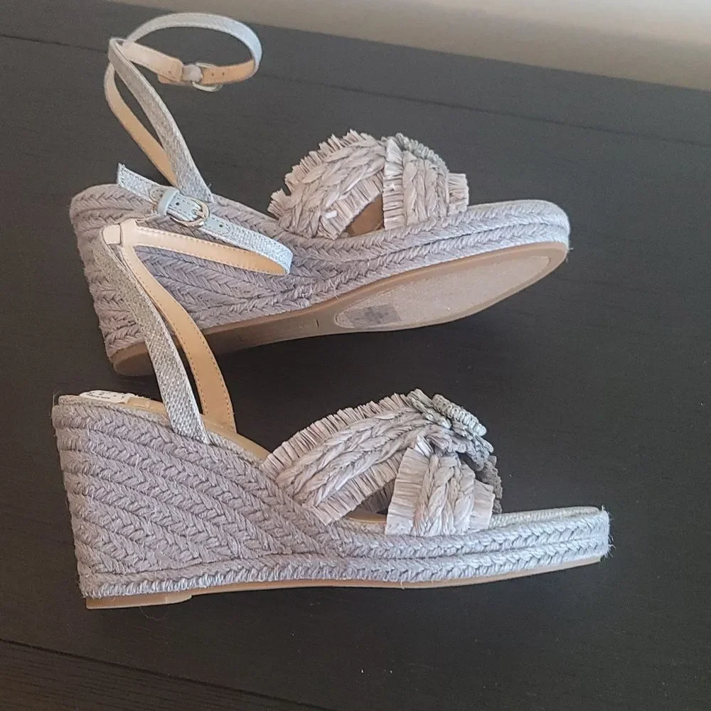 BRAND NEW BANDOLINO WOMEN'S KRISTA WEDGE SANDAL